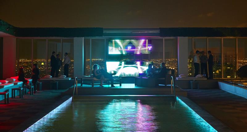 Бассейн FIFTY Ultra Lounge